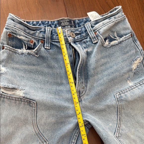 Abercrombie & Fitch High Rise Girlfriend Jeans - Blue - Picture 9 of 9